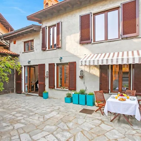 The Place To Be, Outdoor Dining - Happy * Laveno-Mombello
